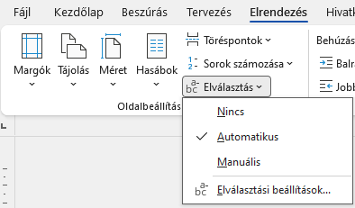 A Word Elrendezés lapján az Elválasztás menü Automatikus beállítása van kijelölve.